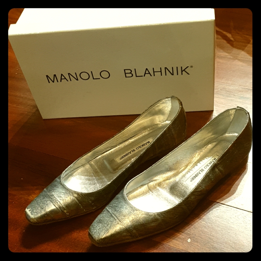 MANOLO BLAHNIK Silver Eel Flats - sz 38